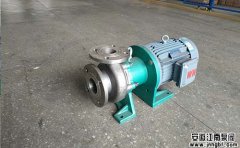 抽甲醇用什么泵好?安全穩(wěn)定是選型關(guān)鍵!